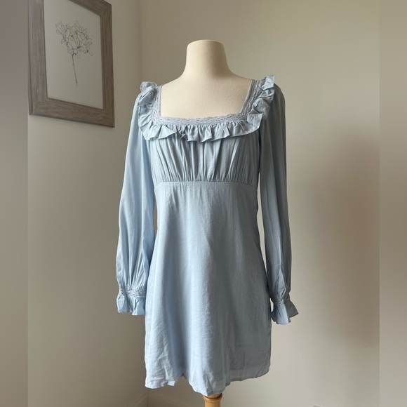 REFORMATION Burke Dress - Picture 3 of 8